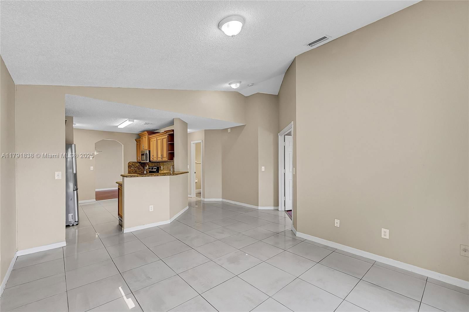 Real estate property located at 1688 158th Ave, Broward, Hollywood Lakes Country C, Pembroke Pines, FL