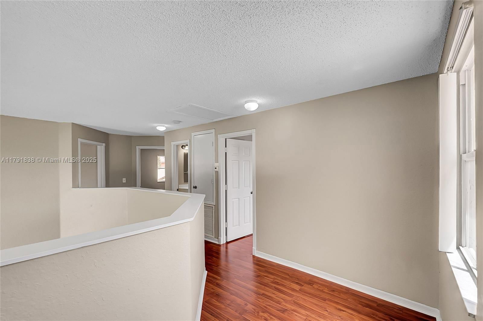 Real estate property located at 1688 158th Ave, Broward, Hollywood Lakes Country C, Pembroke Pines, FL