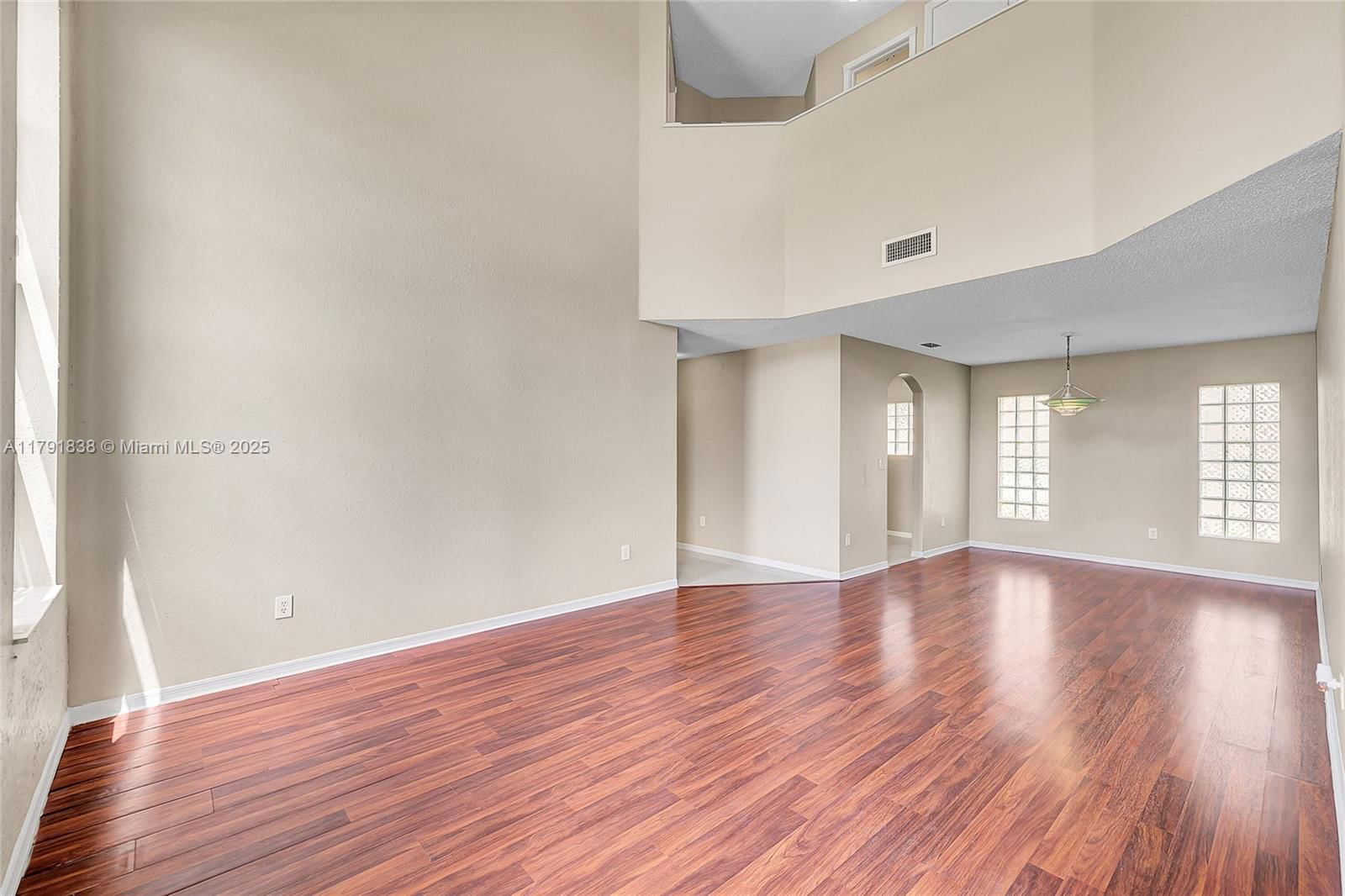 Real estate property located at 1688 158th Ave, Broward, Hollywood Lakes Country C, Pembroke Pines, FL