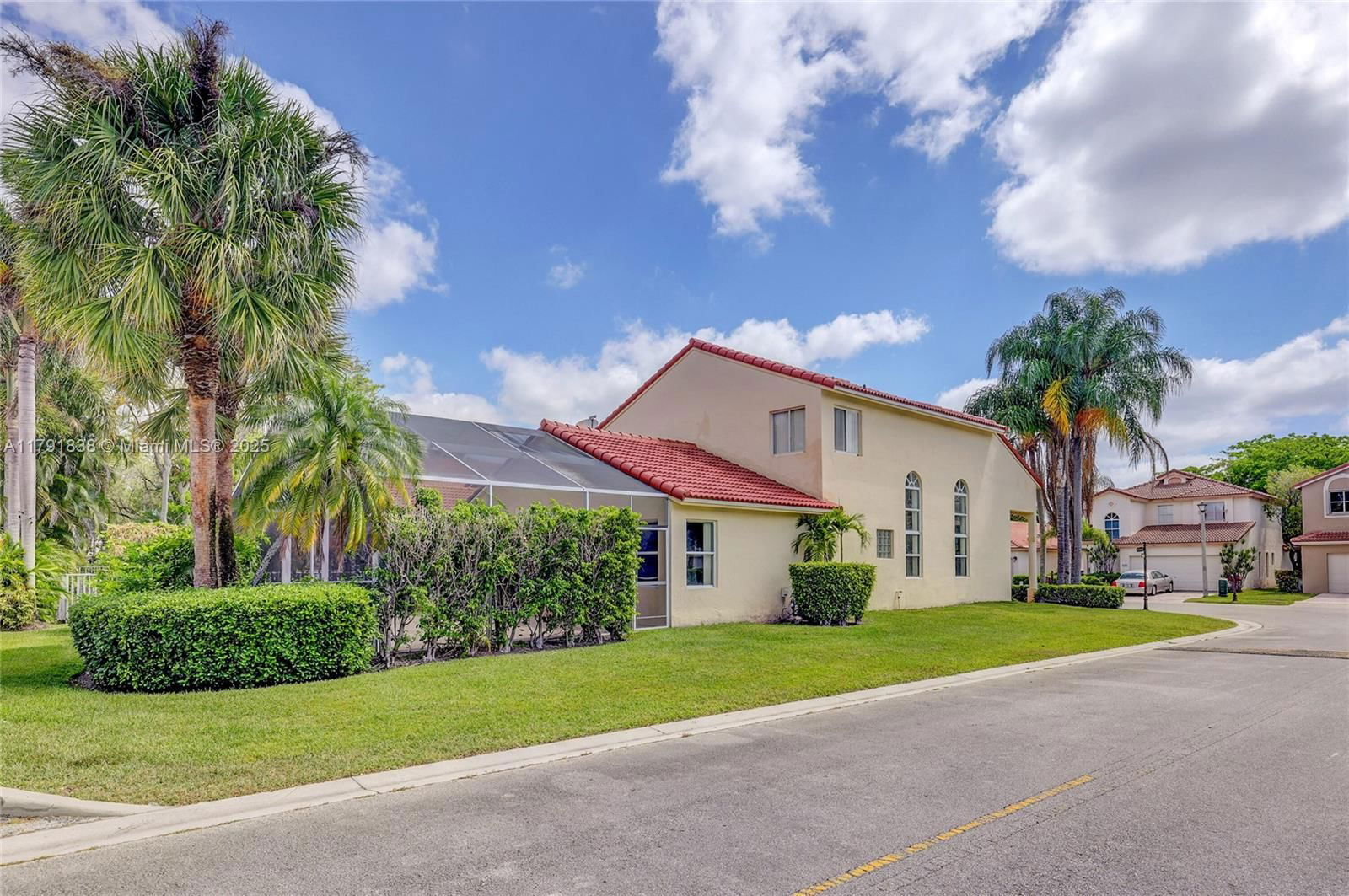 Real estate property located at 1688 158th Ave, Broward, Hollywood Lakes Country C, Pembroke Pines, FL