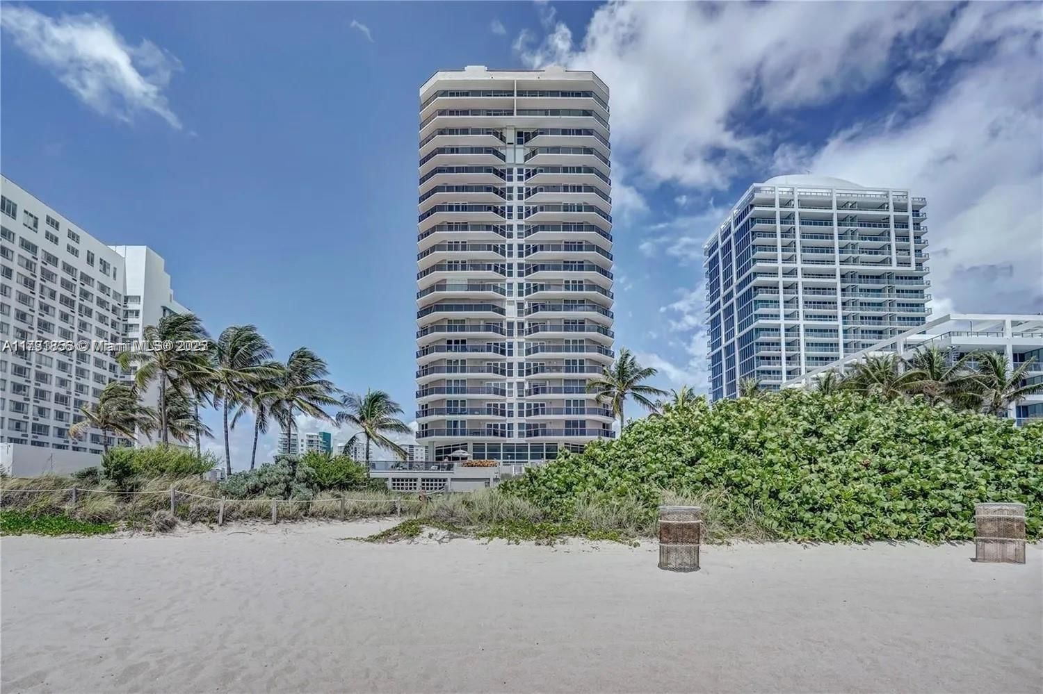 Real estate property located at 6767 Collins #901, Miami-dade, The Sterling Condo, Miami Beach, FL