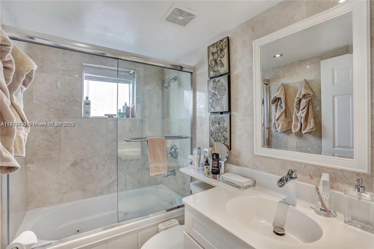 Real estate property located at 6767 Collins #901, Miami-dade, The Sterling Condo, Miami Beach, FL