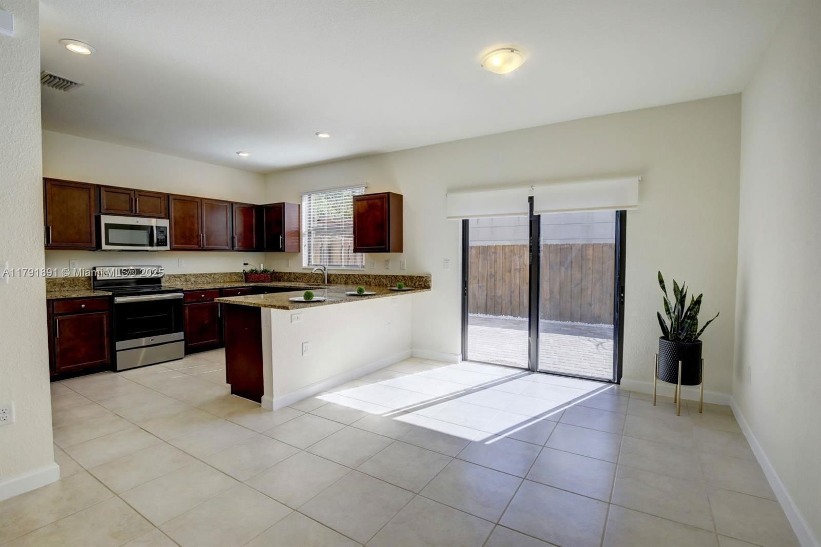 Real estate property located at 11981 150th Place, Miami-dade, Garden Estates At The Hamm, Miami, FL