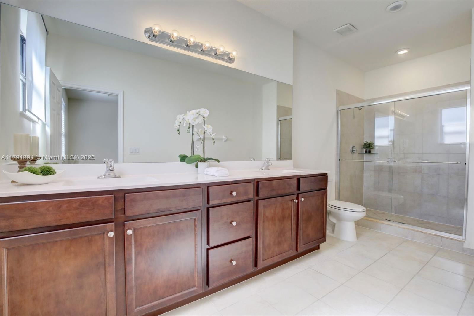 Real estate property located at 11981 150th Place, Miami-dade, Garden Estates At The Hamm, Miami, FL