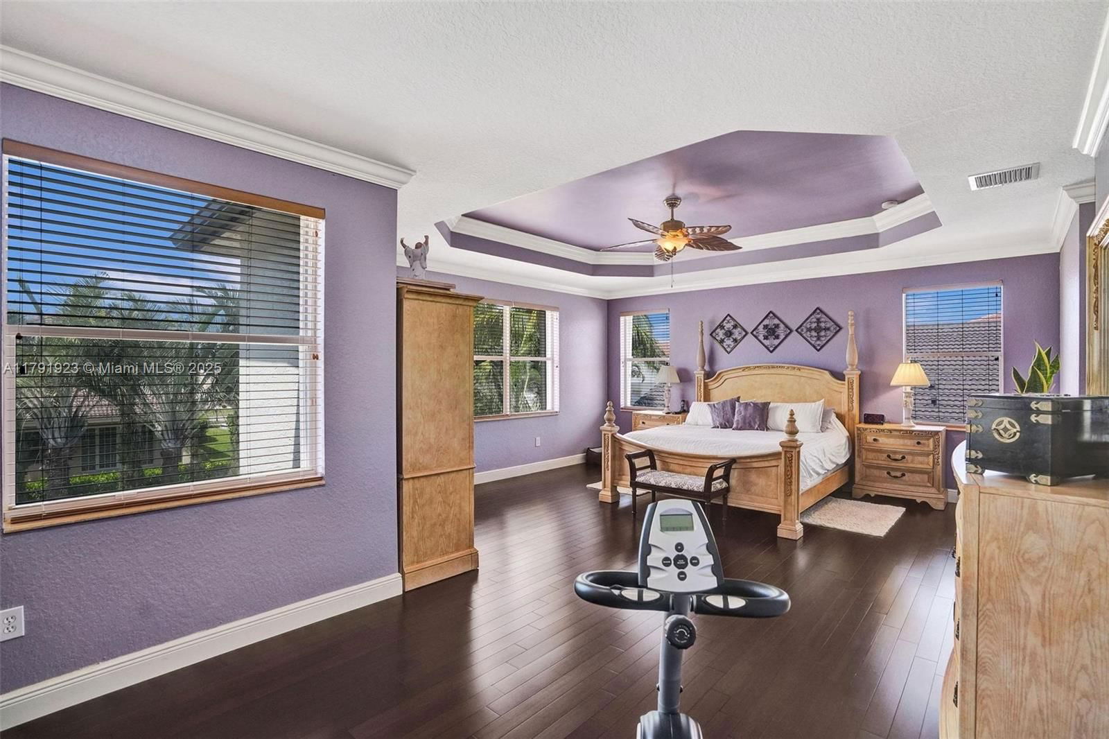 Real estate property located at 19323 55th St, Broward, Sunset Lakes Plat Three, Miramar, FL