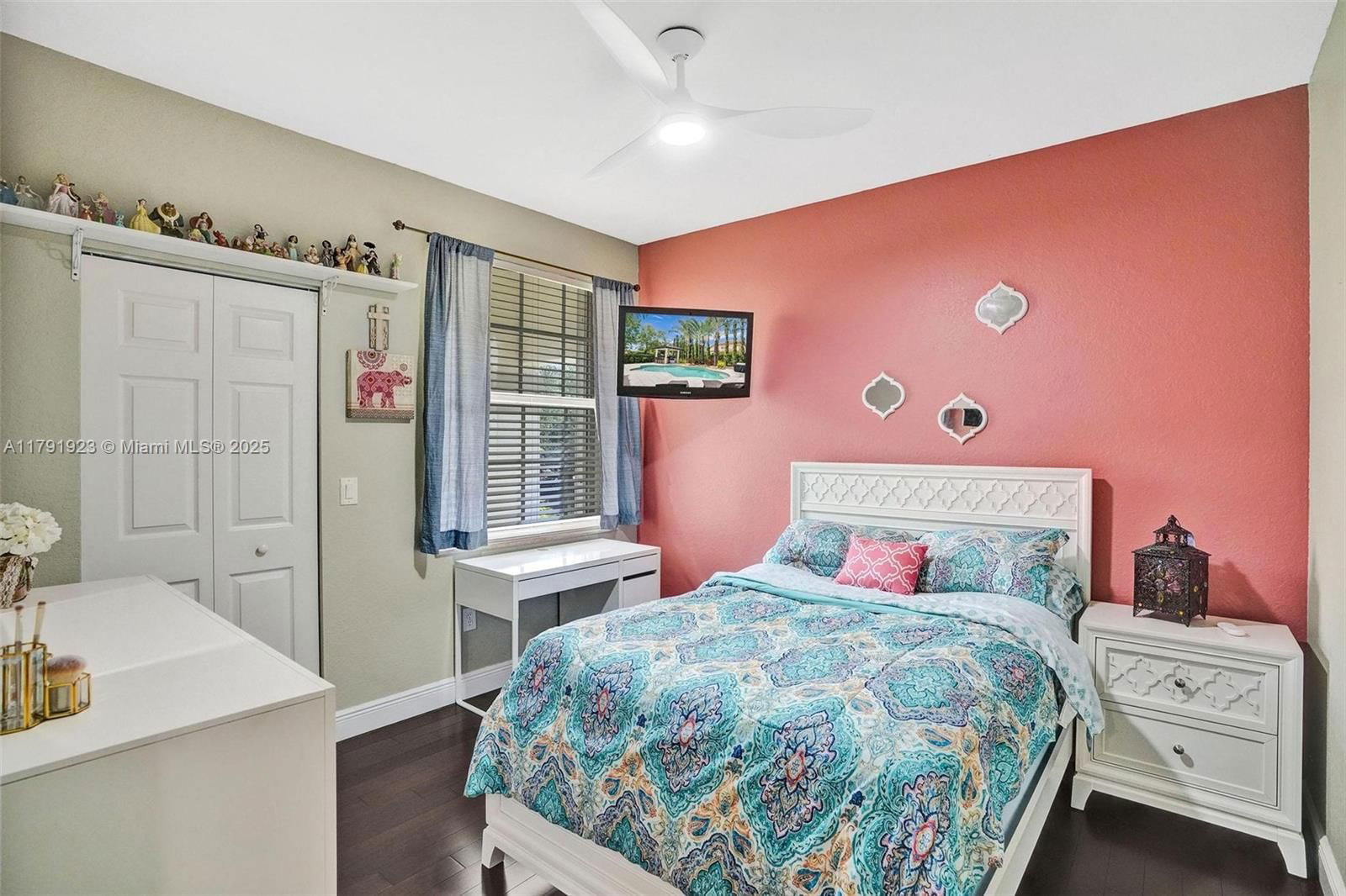 Real estate property located at 19323 55th St, Broward, Sunset Lakes Plat Three, Miramar, FL