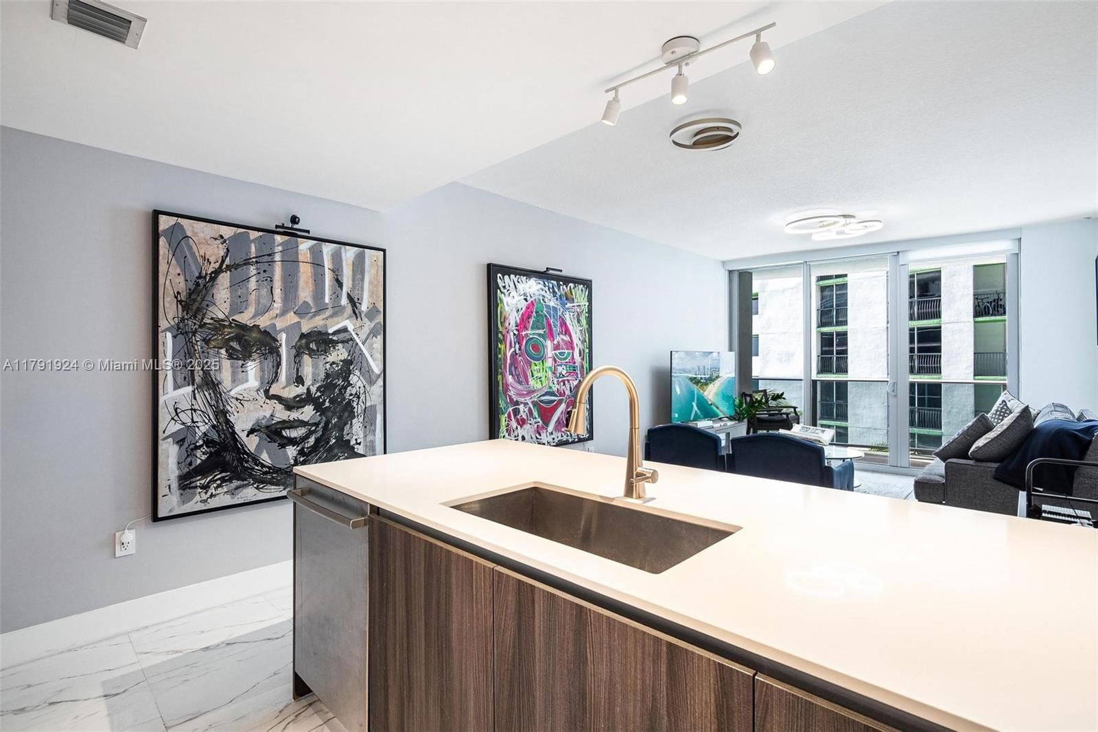 Real estate property located at 488 18th St #1708, Miami-dade, Aria On The Bay Condo, Miami, FL