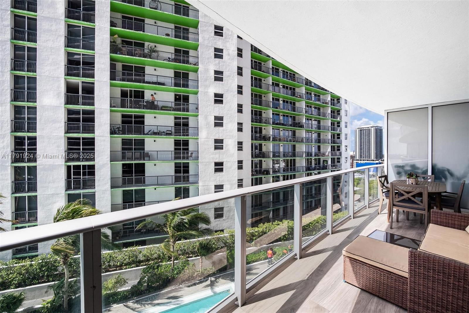 Real estate property located at 488 18th St #1708, Miami-dade, Aria On The Bay Condo, Miami, FL
