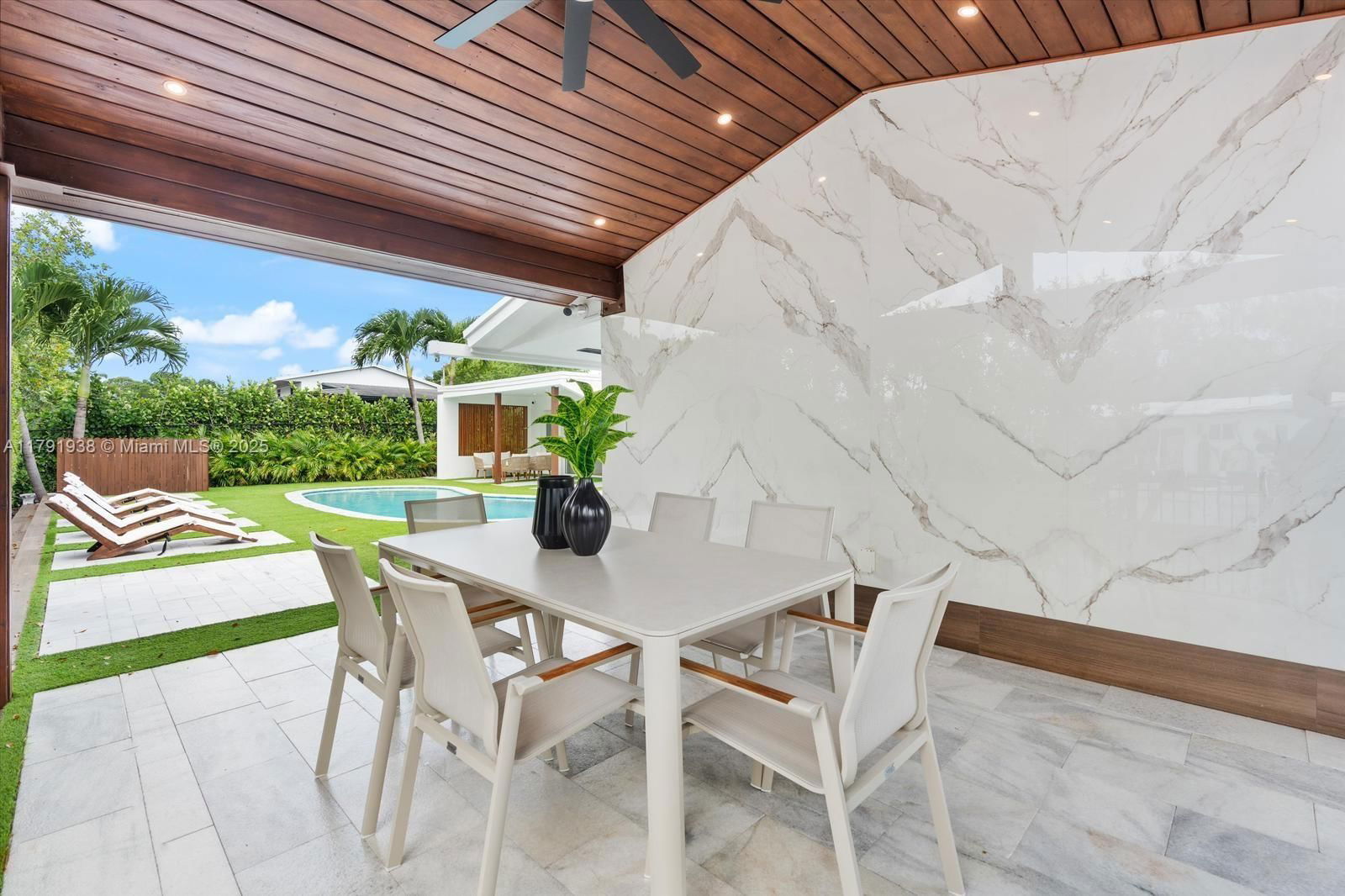 Real estate property located at 2350 193 st, Miami-dade, Enchanted Lake Sec 4, Miami, FL