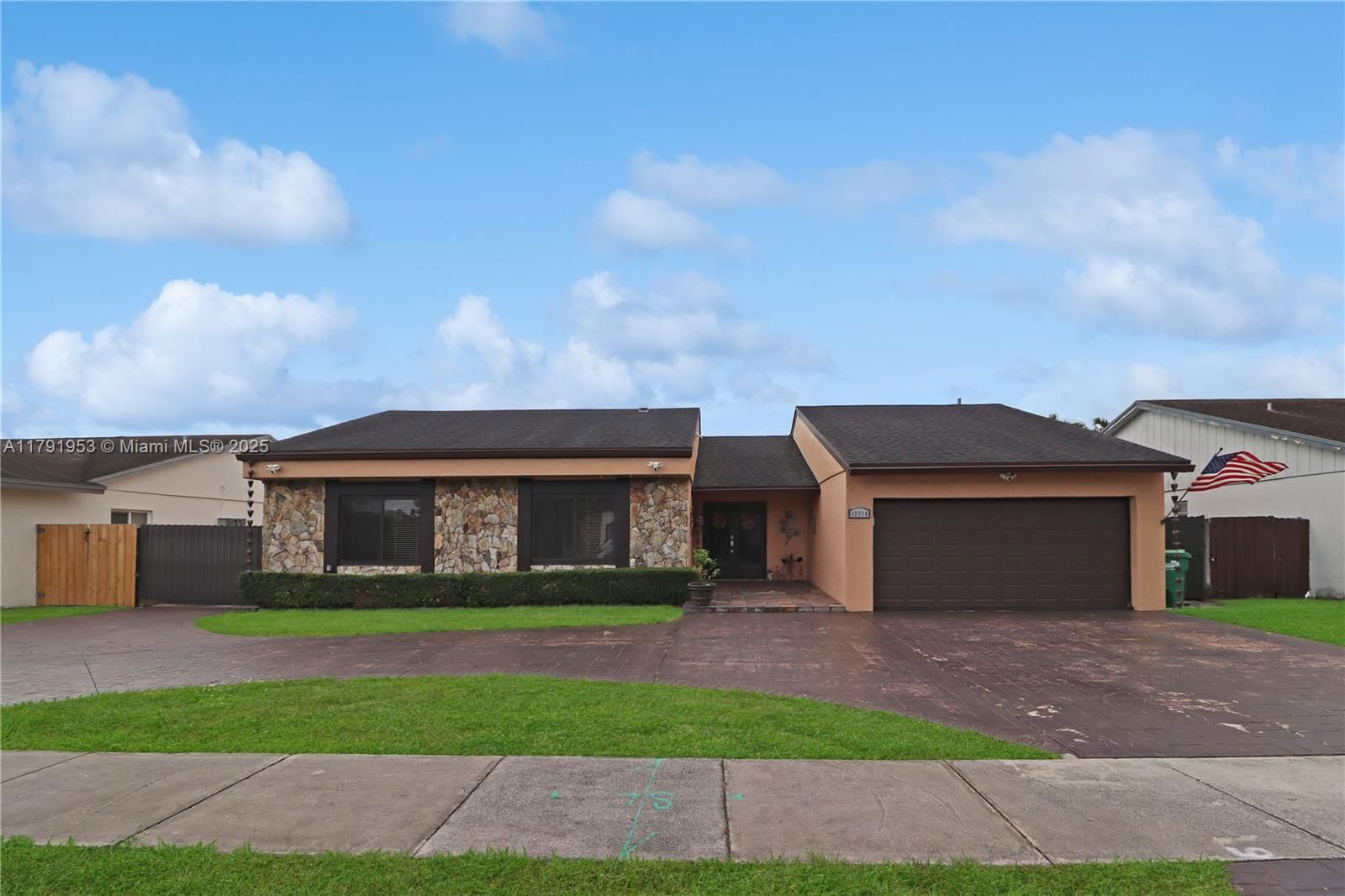 Real estate property located at 12710 119th St, Miami-dade, Shores Lindgren, Miami, FL