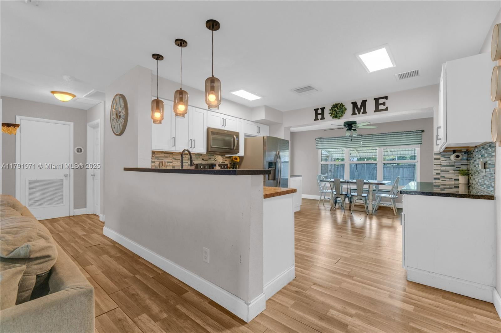 Real estate property located at 4649 28th Ave, Broward, Avon Heights, Dania Beach, FL