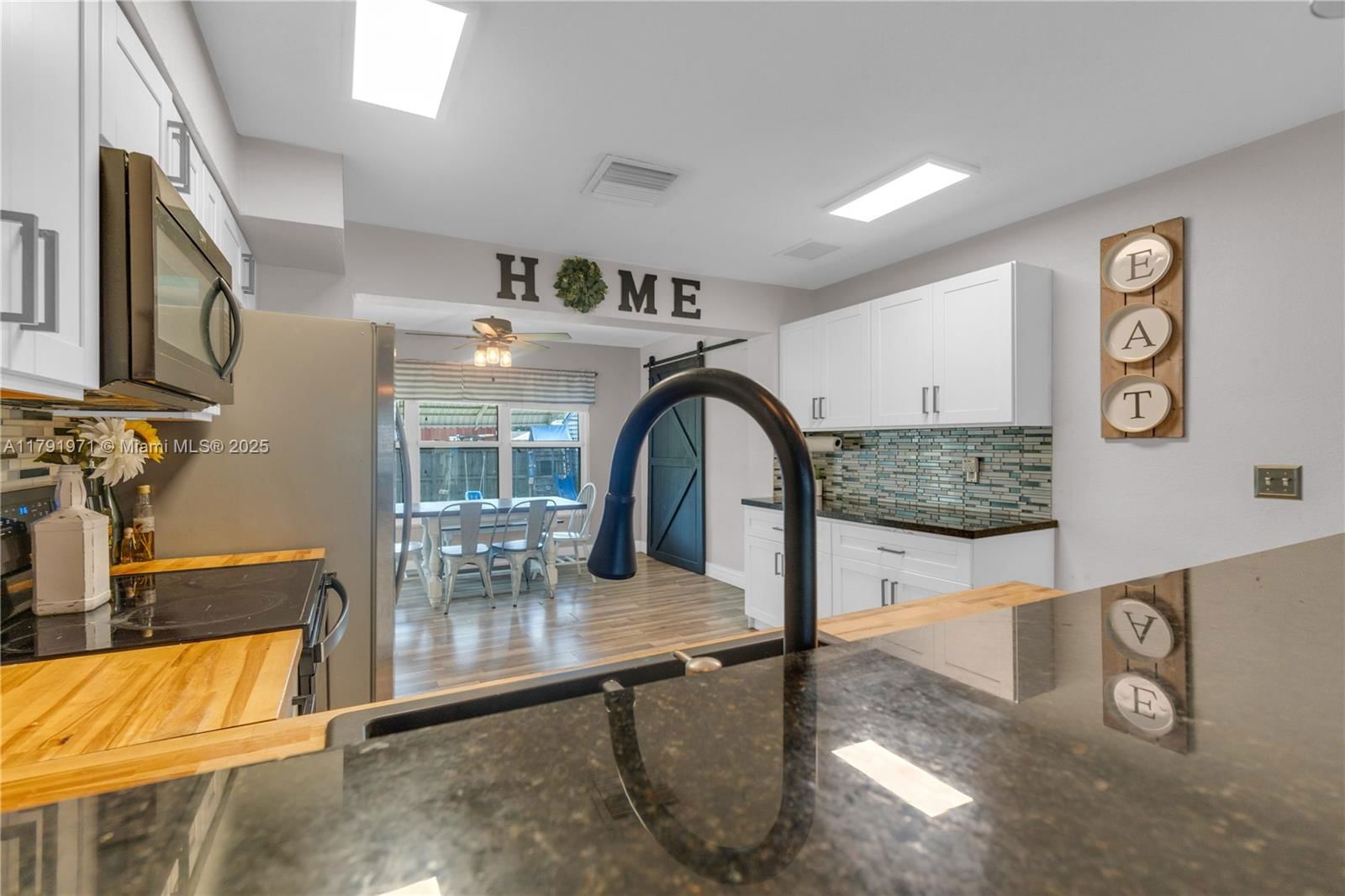 Real estate property located at 4649 28th Ave, Broward, Avon Heights, Dania Beach, FL