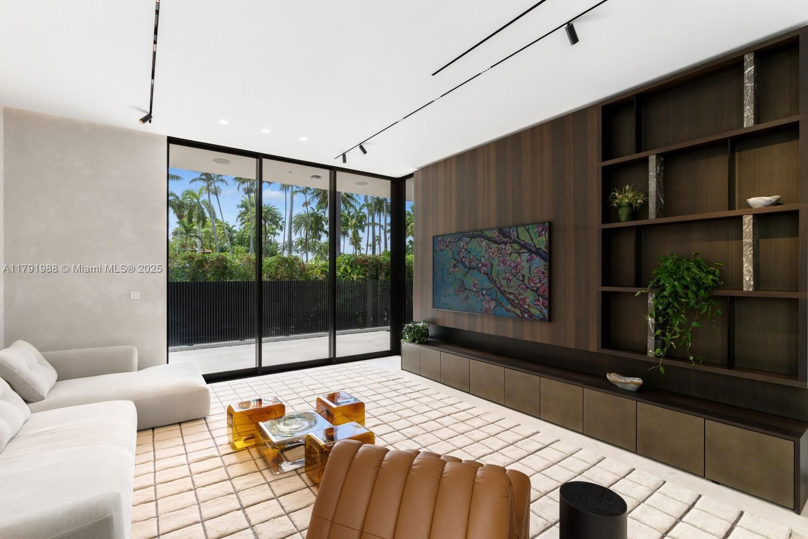 Real estate property located at 1800 27th Street, Miami-dade, Sunset Islands Island No 2, Miami Beach, FL