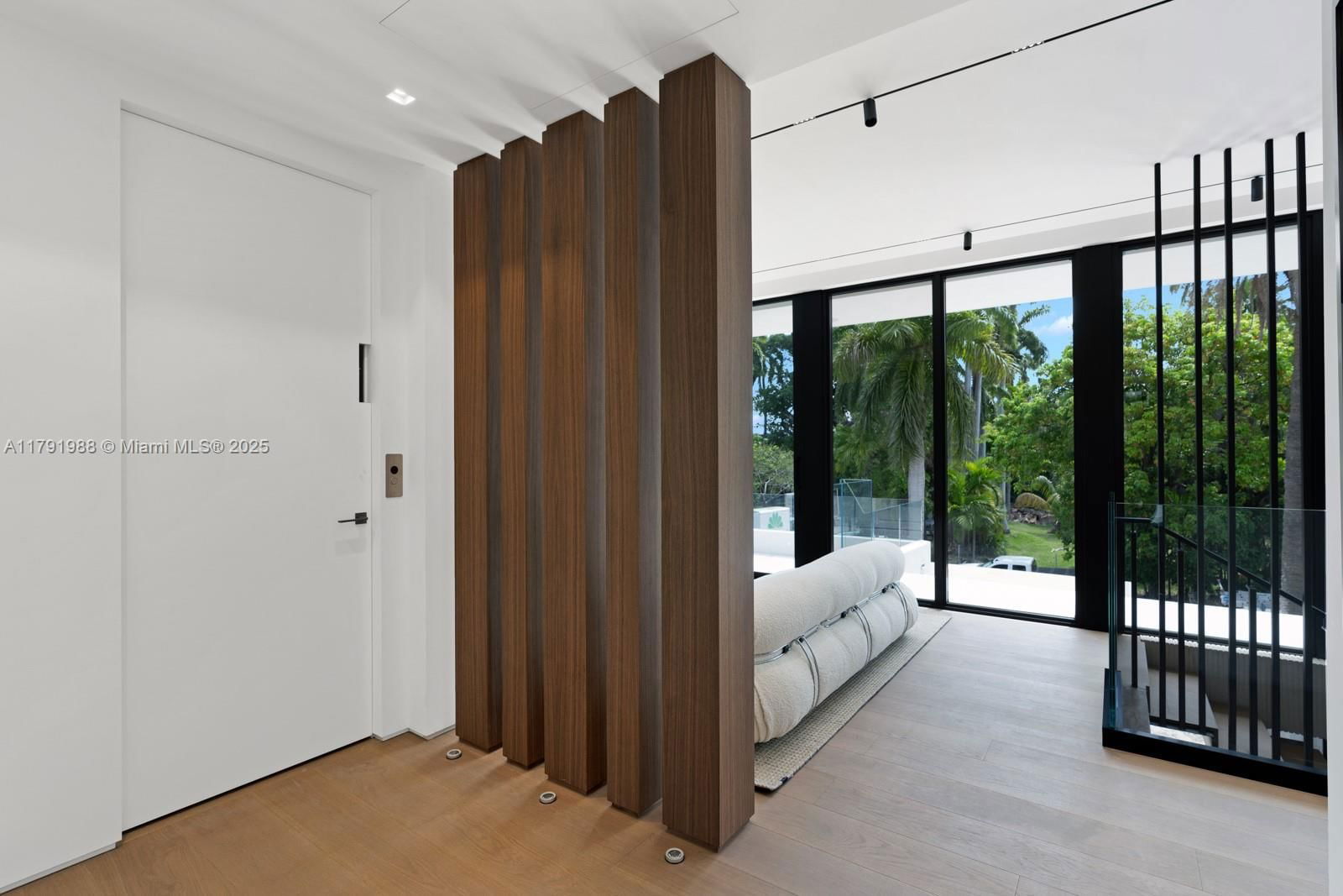 Real estate property located at 1800 27th Street, Miami-dade, Sunset Islands Island No 2, Miami Beach, FL