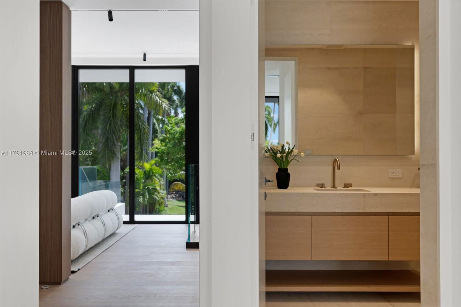 Real estate property located at 1800 27th Street, Miami-dade, Sunset Islands Island No 2, Miami Beach, FL