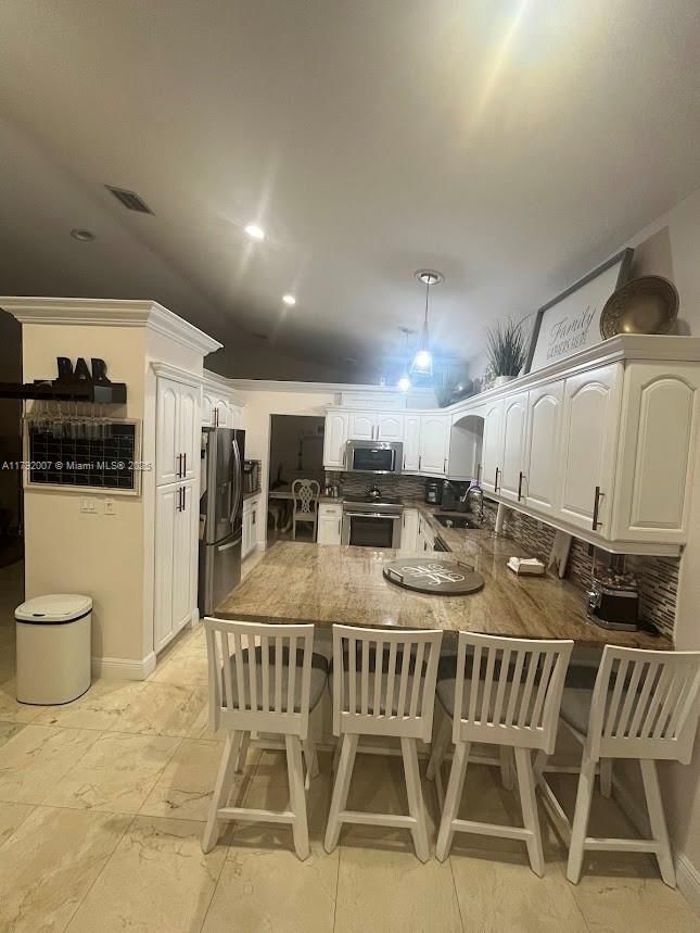 Real estate property located at 19720 79th Ct, Miami-dade, Saga Bay Sec 1 Part 4 Ame, Cutler Bay, FL