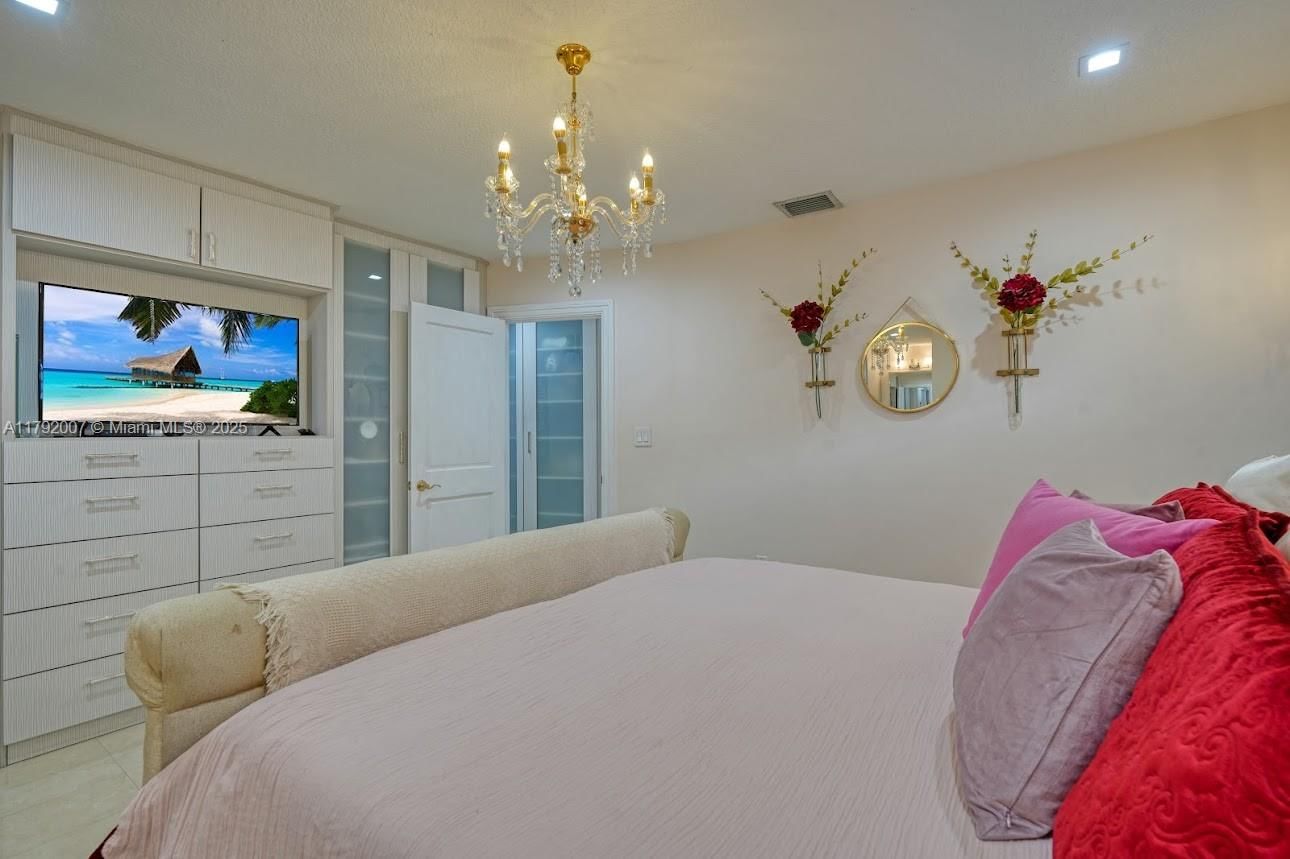 Real estate property located at 19720 79th Ct, Miami-dade, Saga Bay Sec 1 Part 4 Ame, Cutler Bay, FL
