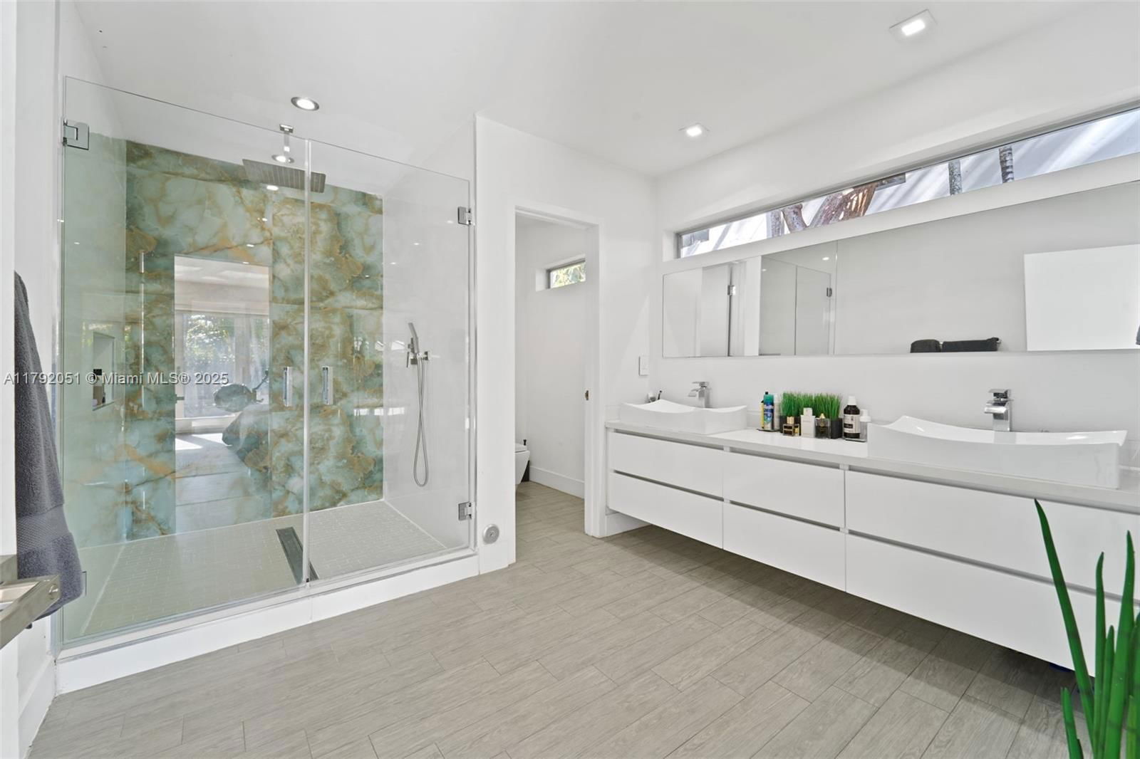 Real estate property located at 18 SAMANA DR, Miami-dade, Bay Heights, Miami, FL
