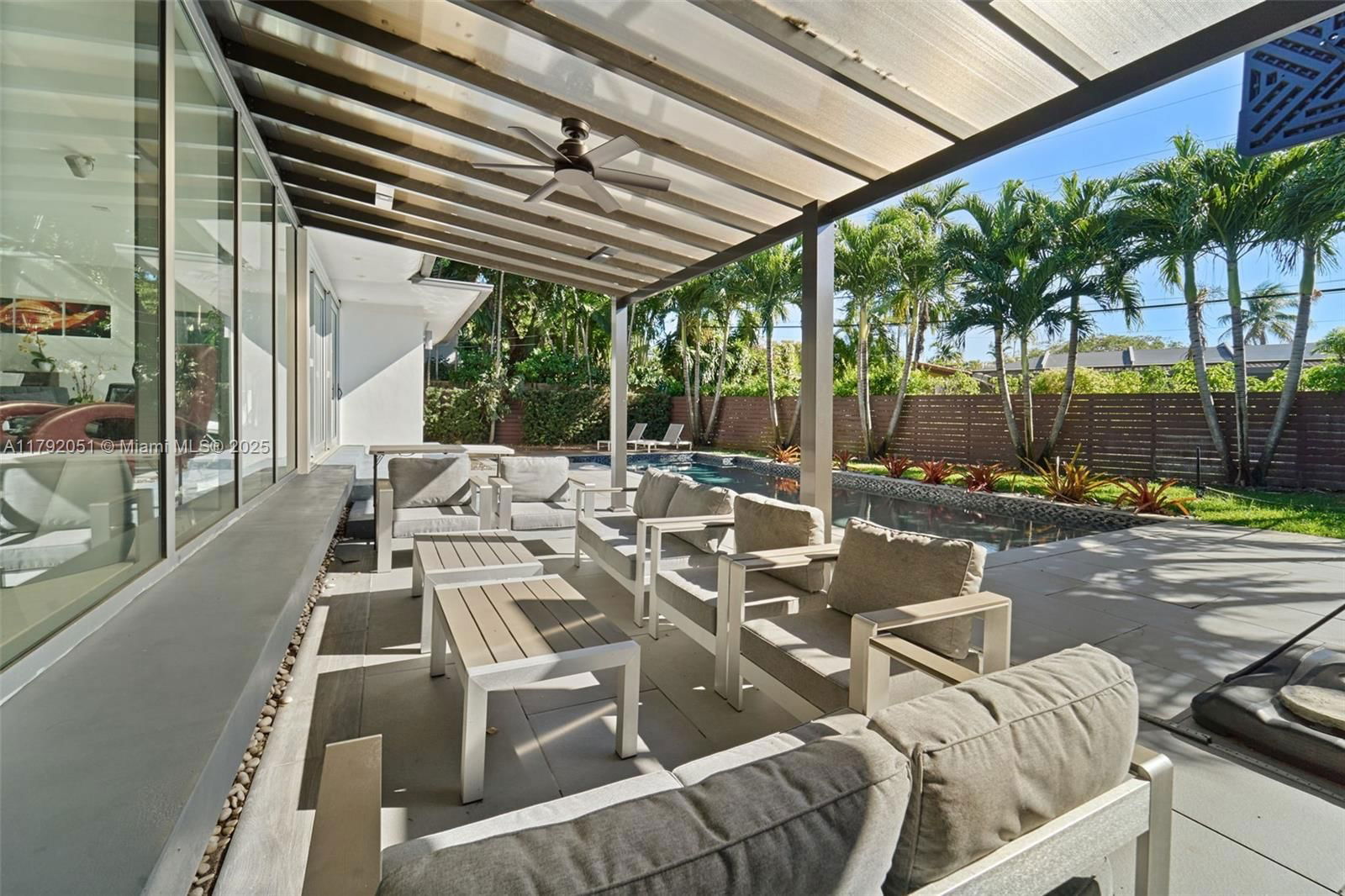 Real estate property located at 18 SAMANA DR, Miami-dade, Bay Heights, Miami, FL