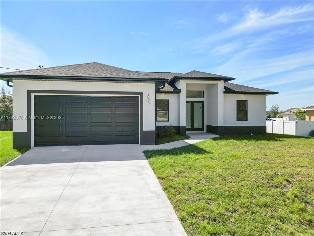 Real estate property located at 3203 Sunshine Blvd N, Lee, Lehigh Acres, Lehigh Acres, FL