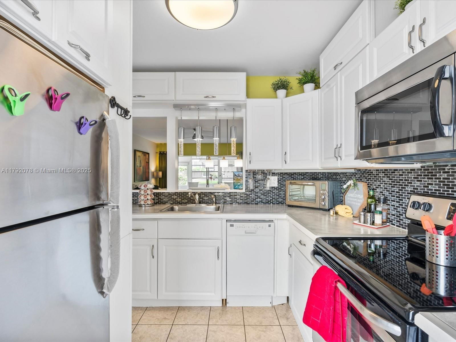 Real estate property located at 4431 16th St H110, Broward, Heather Hall Condo, Lauderhill, FL
