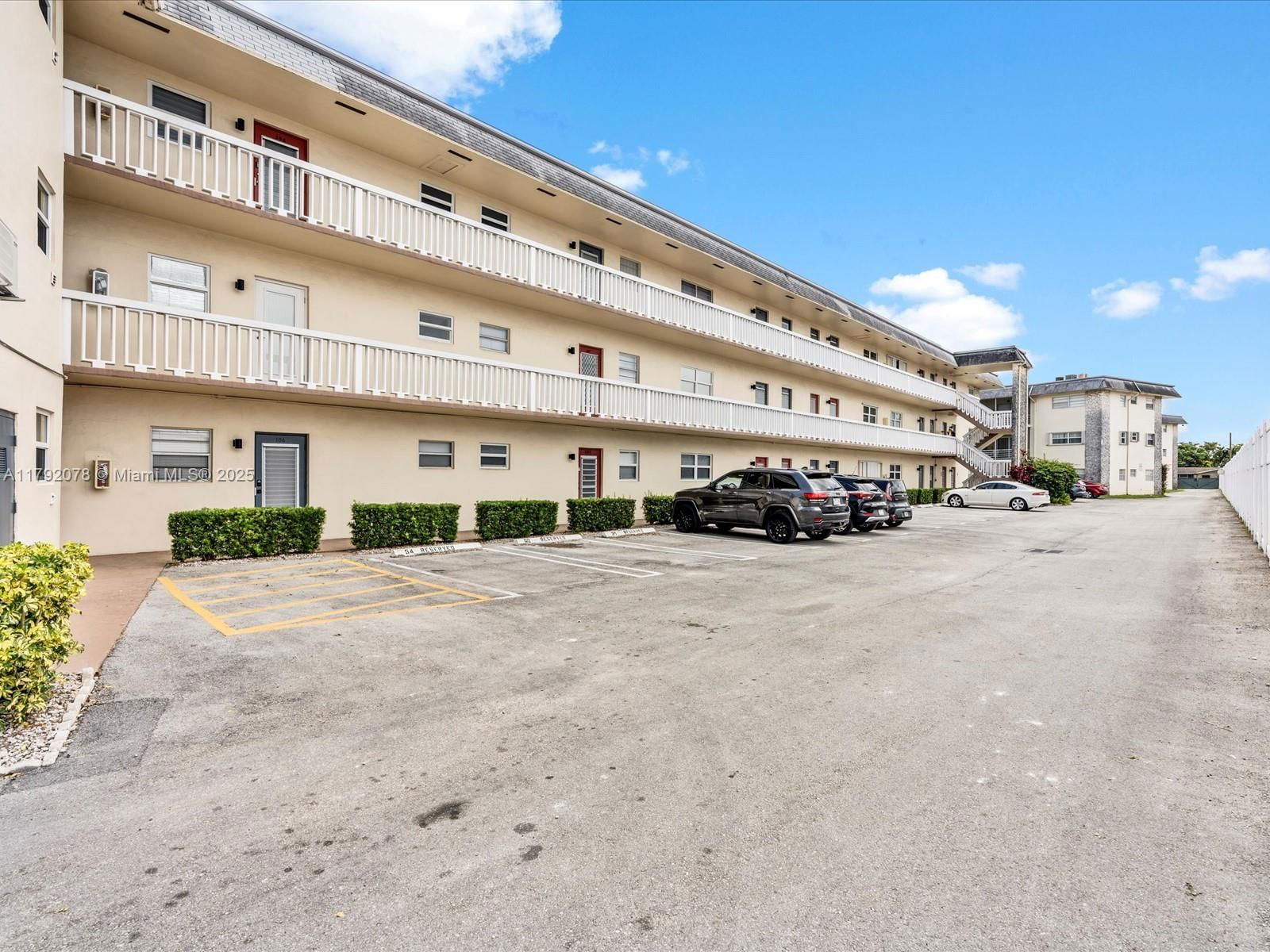 Real estate property located at 4431 16th St H110, Broward, Heather Hall Condo, Lauderhill, FL