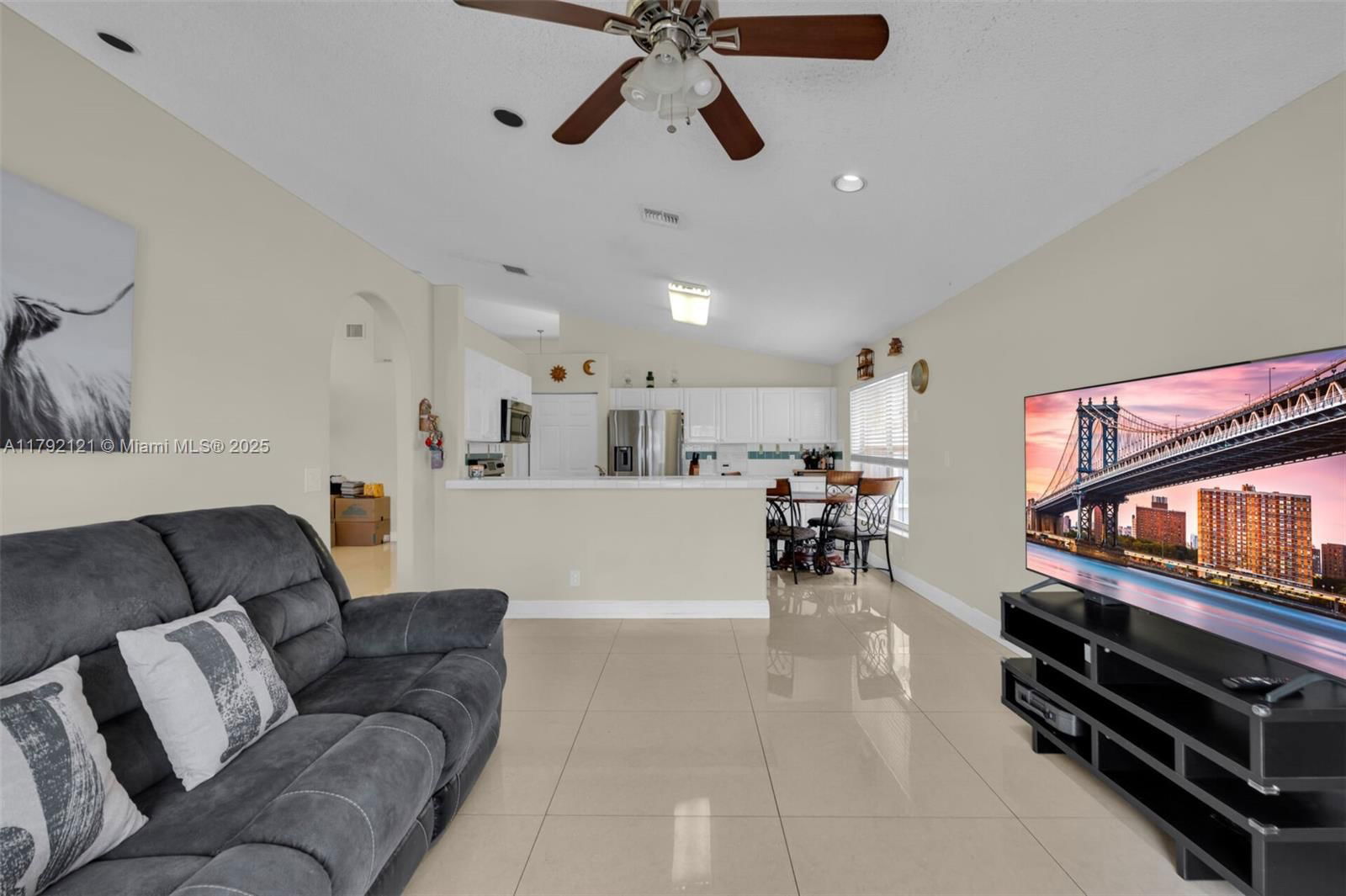 Real estate property located at 18271 27th St, Broward, Silver Lakes Phase Iii, Miramar, FL