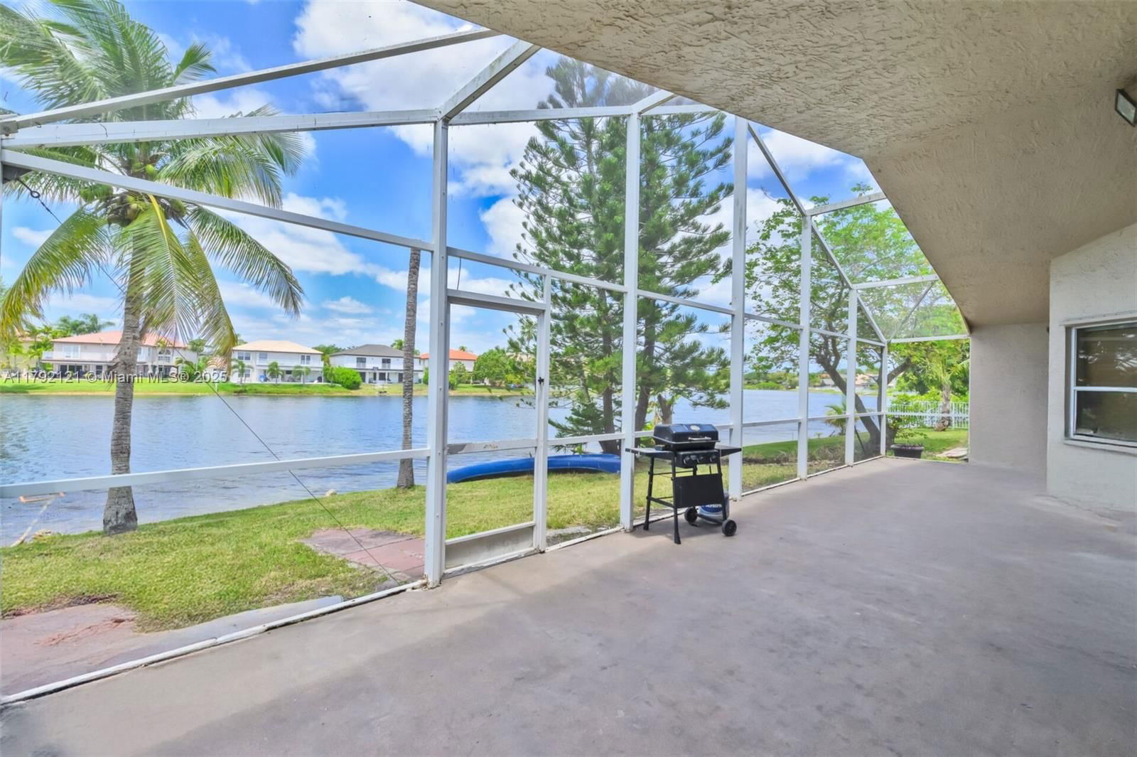 Real estate property located at 18271 27th St, Broward, Silver Lakes Phase Iii, Miramar, FL