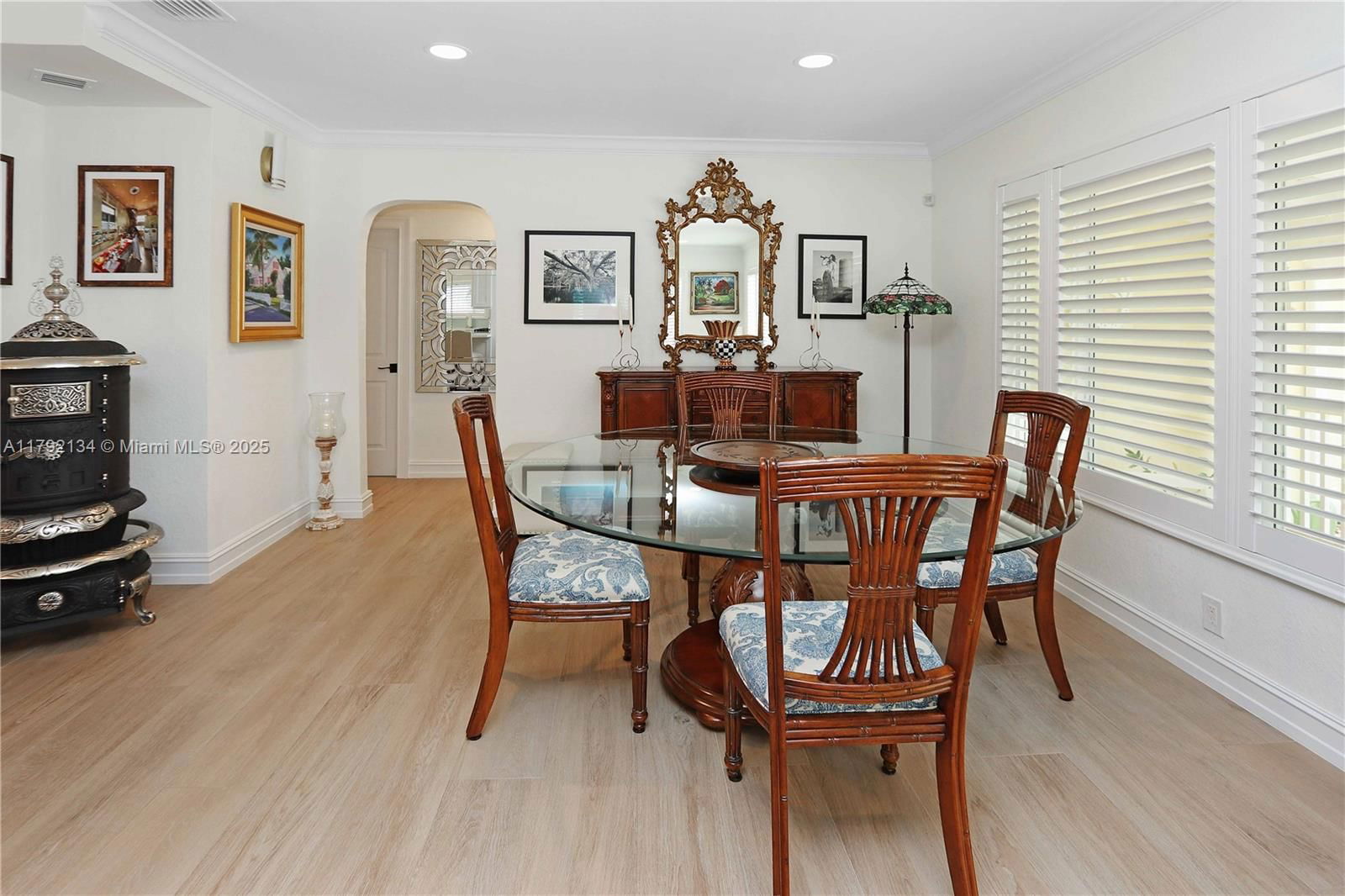 Real estate property located at 1215 Jefferson St, Broward, Hollywood Lakes Section, Hollywood, FL