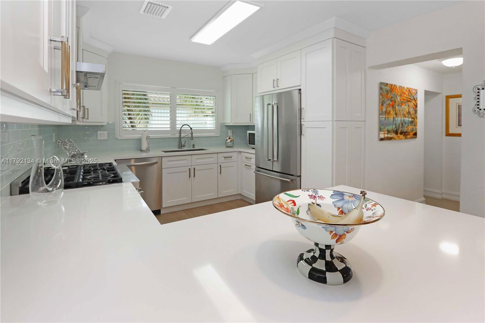 Real estate property located at 1215 Jefferson St, Broward, Hollywood Lakes Section, Hollywood, FL