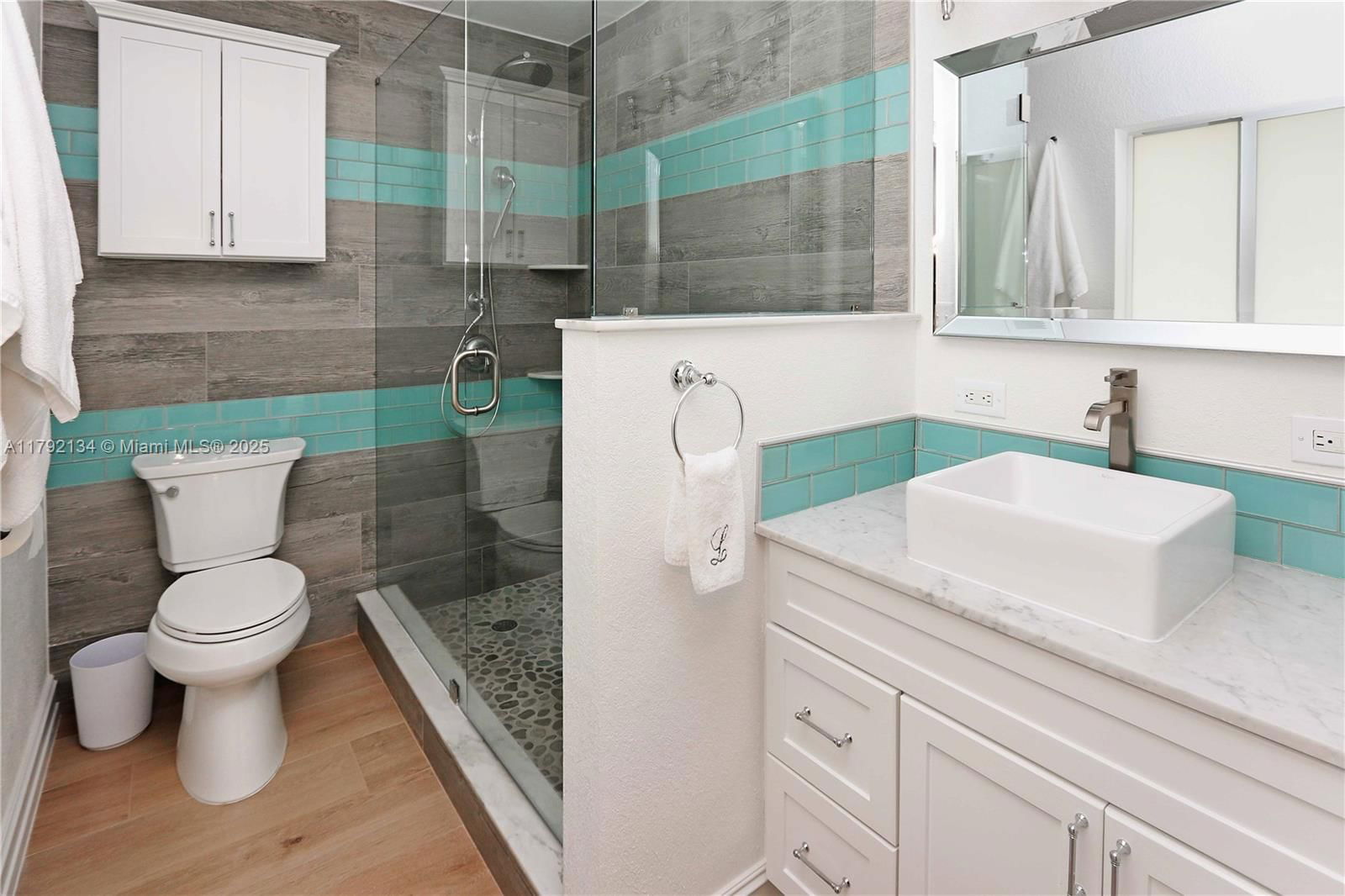 Real estate property located at 1215 Jefferson St, Broward, Hollywood Lakes Section, Hollywood, FL