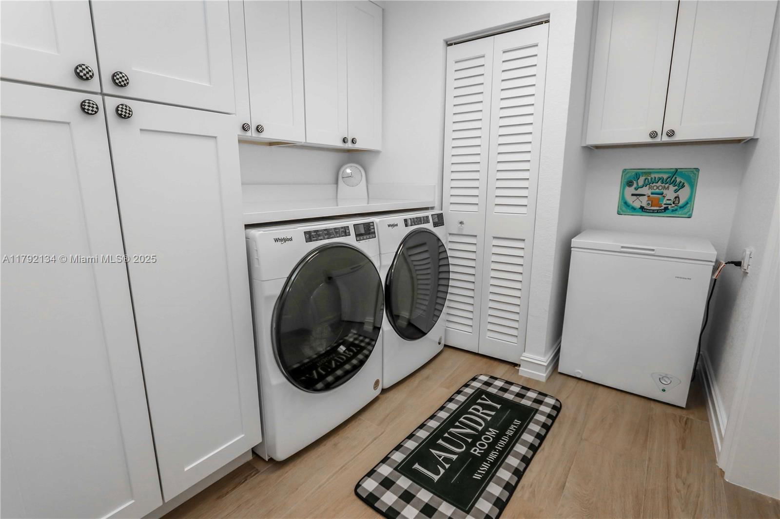 Real estate property located at 1215 Jefferson St, Broward, Hollywood Lakes Section, Hollywood, FL