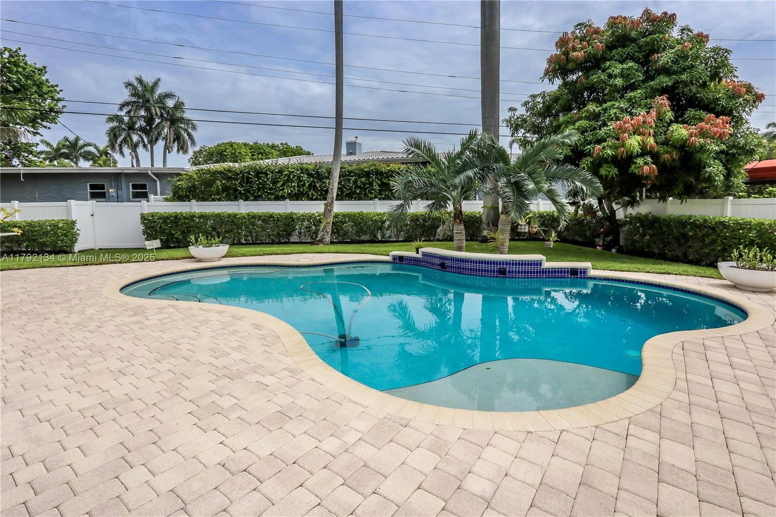 Real estate property located at 1215 Jefferson St, Broward, Hollywood Lakes Section, Hollywood, FL