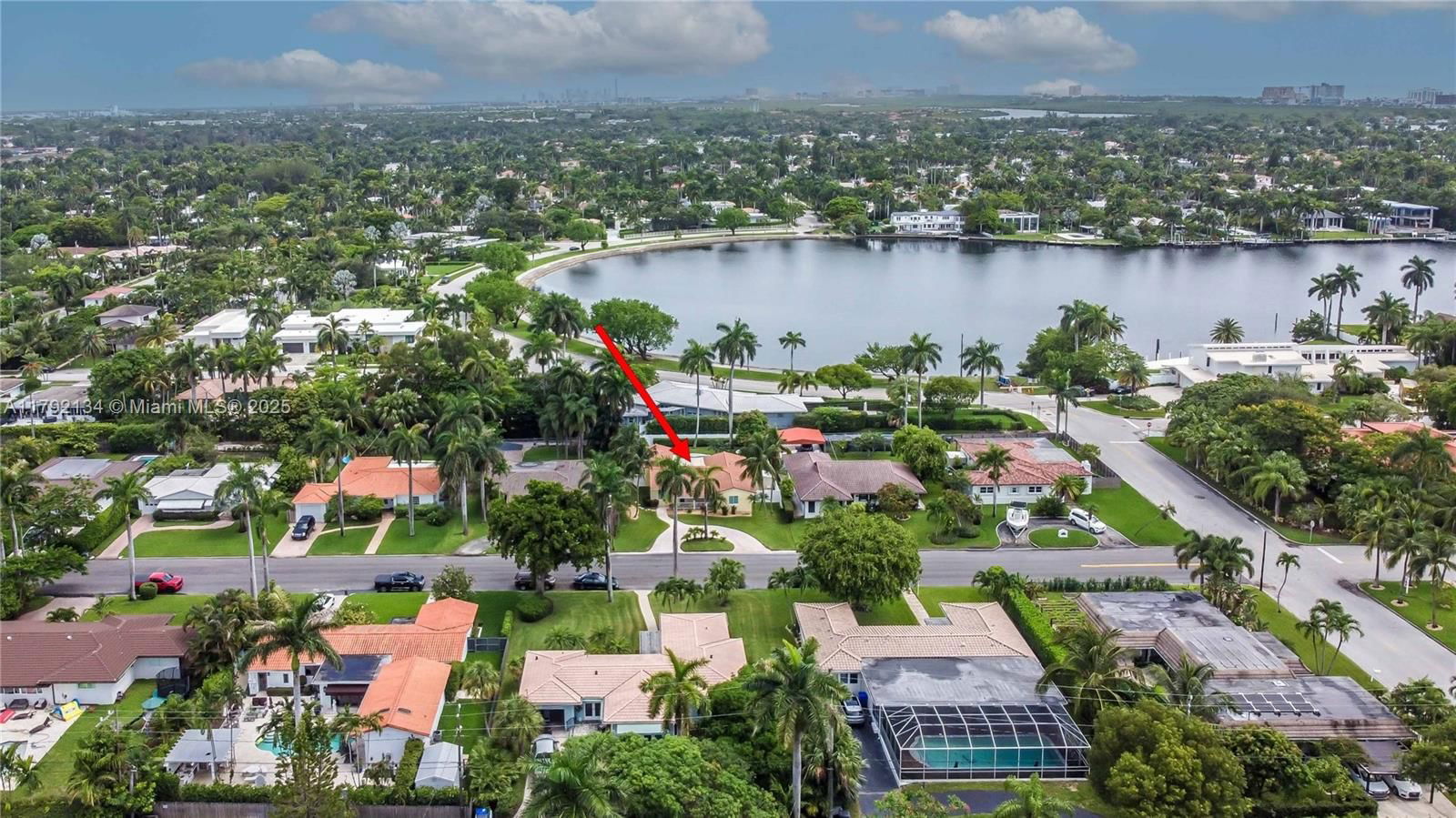 Real estate property located at 1215 Jefferson St, Broward, Hollywood Lakes Section, Hollywood, FL