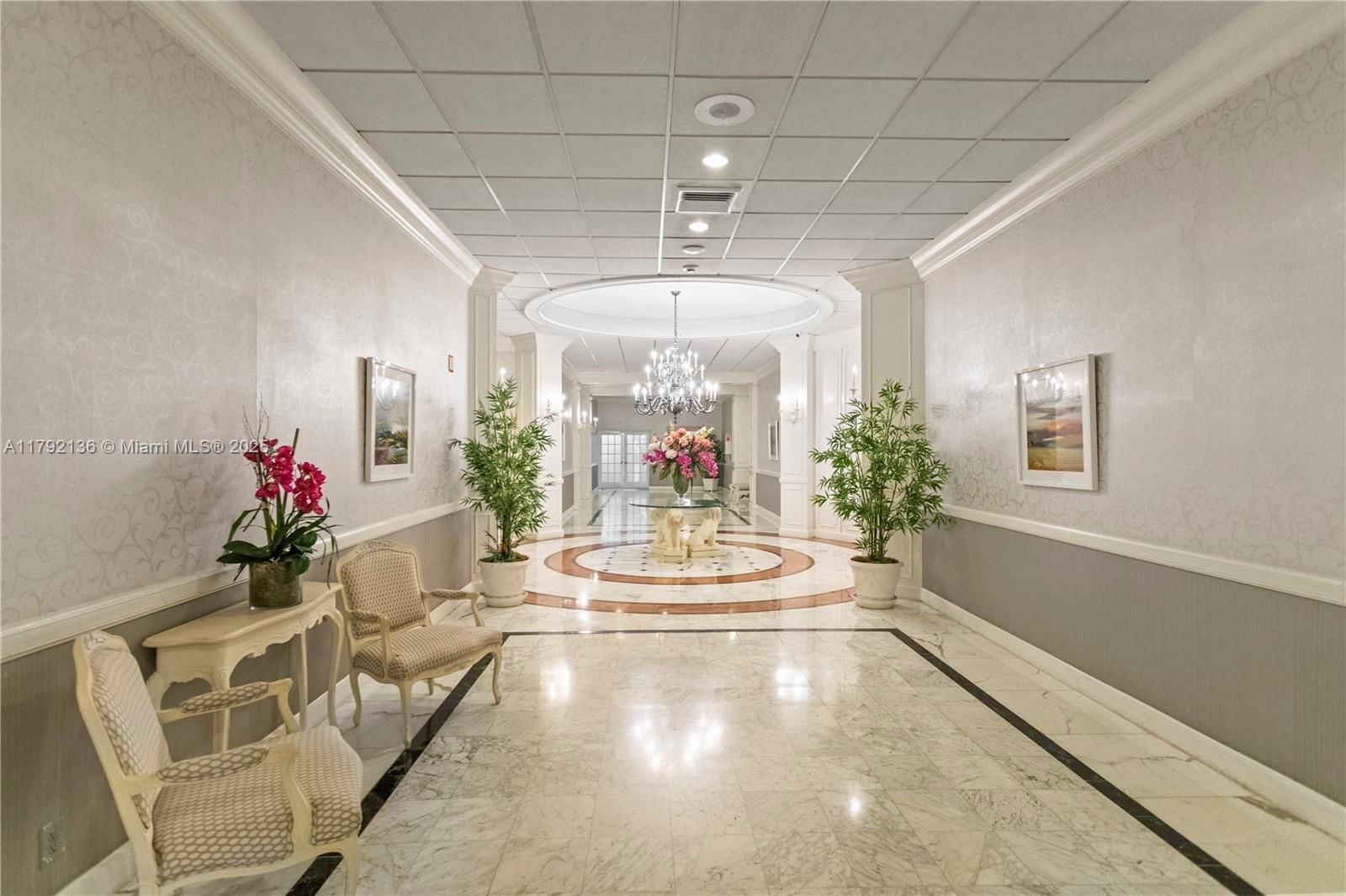 Real estate property located at 3800 Ocean Dr #1710, Broward, Hallmark Of Hollywood Con, Hollywood, FL