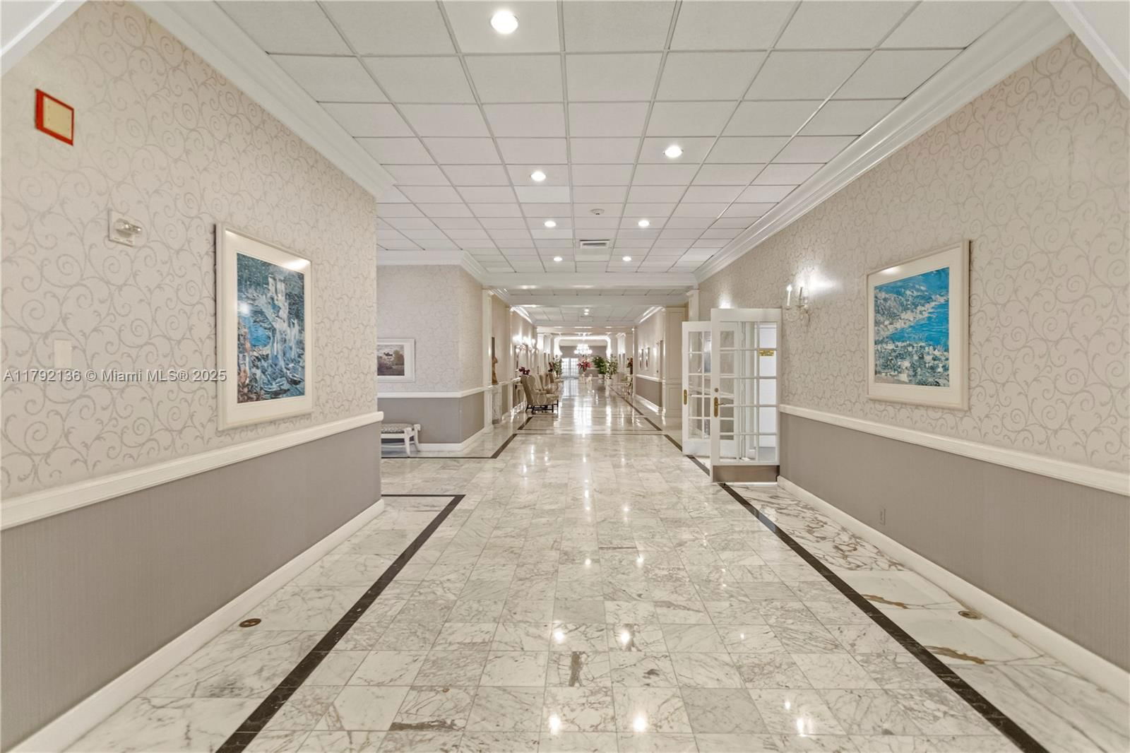 Real estate property located at 3800 Ocean Dr #1710, Broward, Hallmark Of Hollywood Con, Hollywood, FL