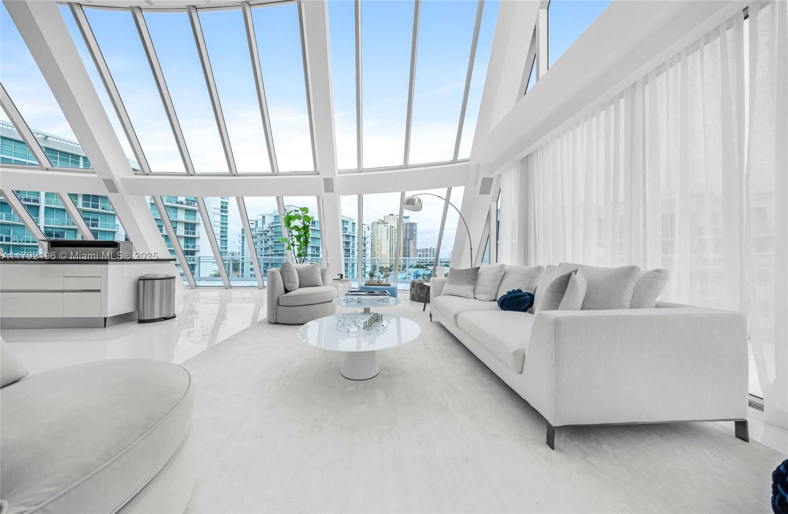 Real estate property located at 2950 188th St #547, Miami-dade, Artech Residences, Aventura, FL