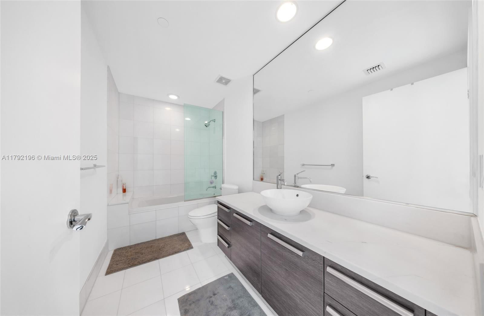 Real estate property located at 2950 188th St #547, Miami-dade, Artech Residences, Aventura, FL