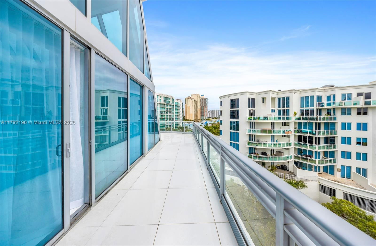 Real estate property located at 2950 188th St #547, Miami-dade, Artech Residences, Aventura, FL