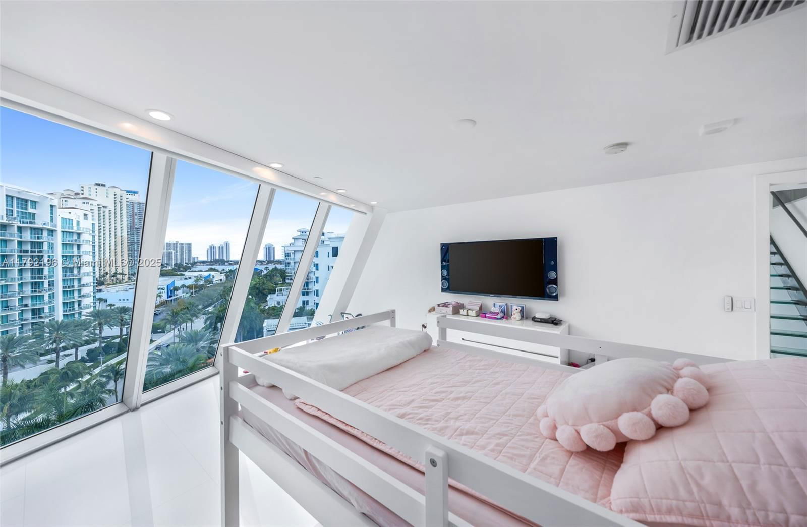 Real estate property located at 2950 188th St #547, Miami-dade, Artech Residences, Aventura, FL