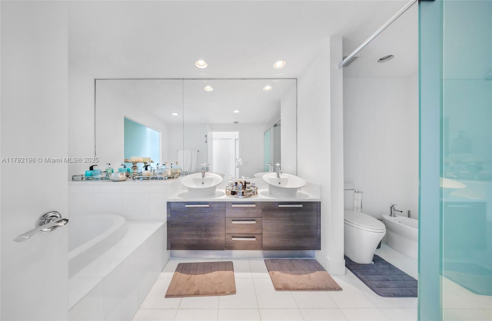 Real estate property located at 2950 188th St #547, Miami-dade, Artech Residences, Aventura, FL