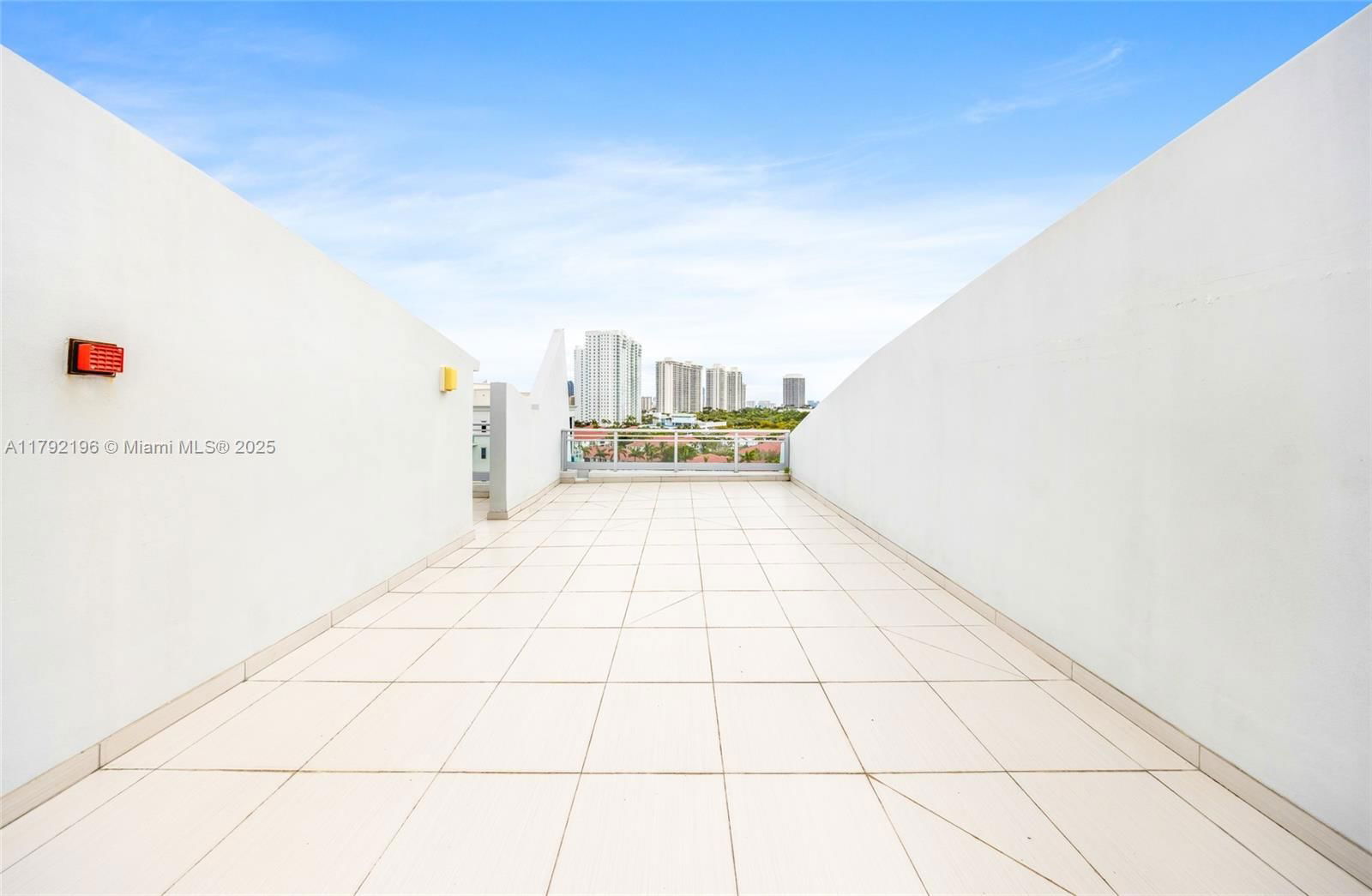 Real estate property located at 2950 188th St #547, Miami-dade, Artech Residences, Aventura, FL