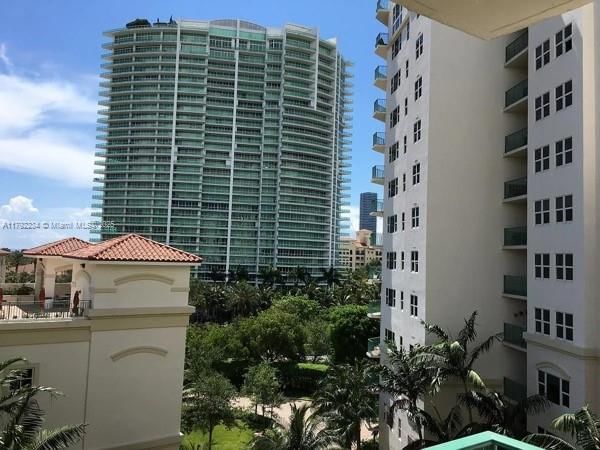 Real estate property located at 19900 Country Club Dr #612, Miami-dade, Turnberry Village So Towe, Aventura, FL