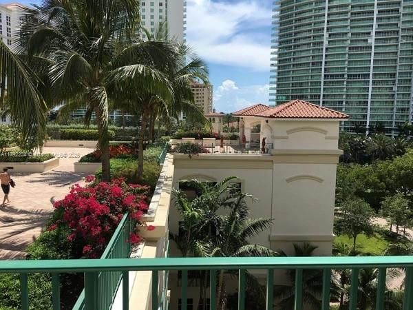 Real estate property located at 19900 Country Club Dr #612, Miami-dade, Turnberry Village So Towe, Aventura, FL