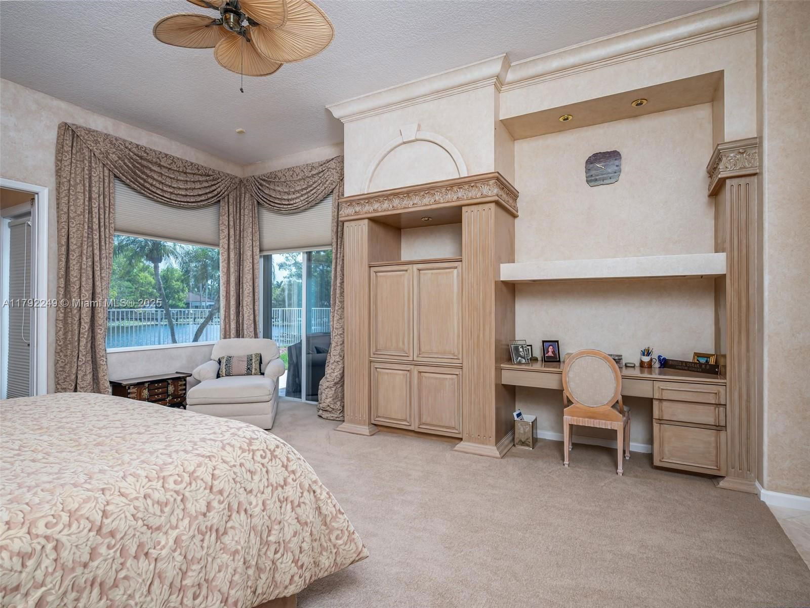 Real estate property located at 2456 Bay Isle Ct, Broward, Sector 7 - Parcels F G H, Weston, FL