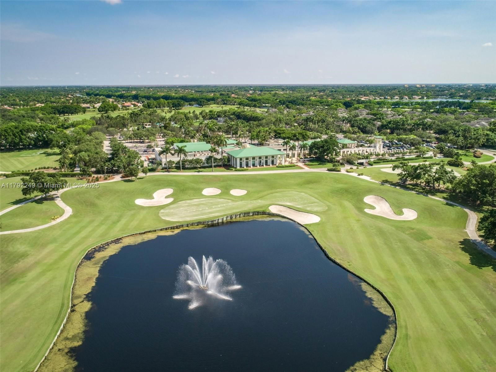 Real estate property located at 2456 Bay Isle Ct, Broward, Sector 7 - Parcels F G H, Weston, FL