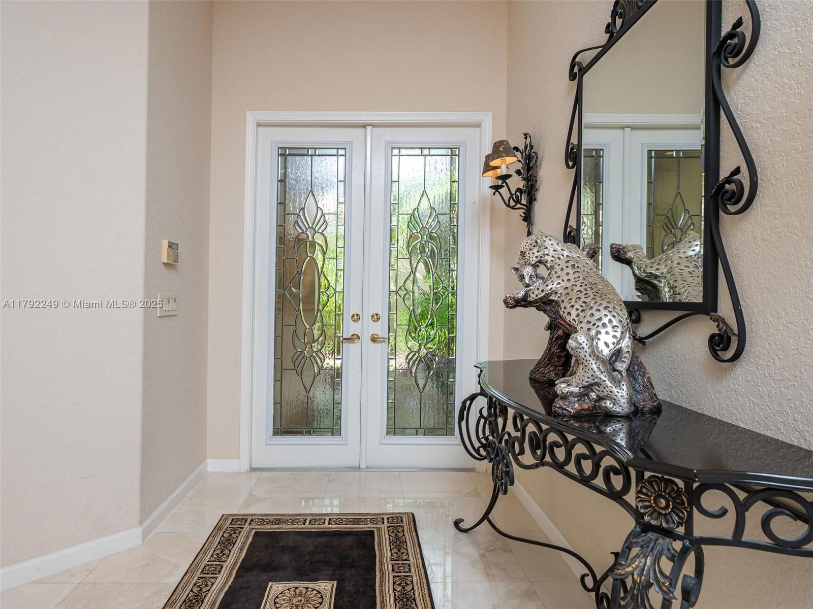 Real estate property located at 2456 Bay Isle Ct, Broward, Sector 7 - Parcels F G H, Weston, FL