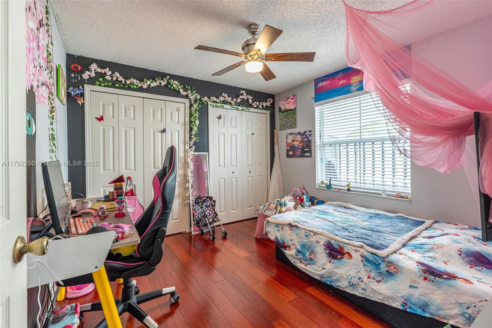 Real estate property located at 14024 Cypress Cove Cir, Broward, West Park-west Parcel, Davie, FL