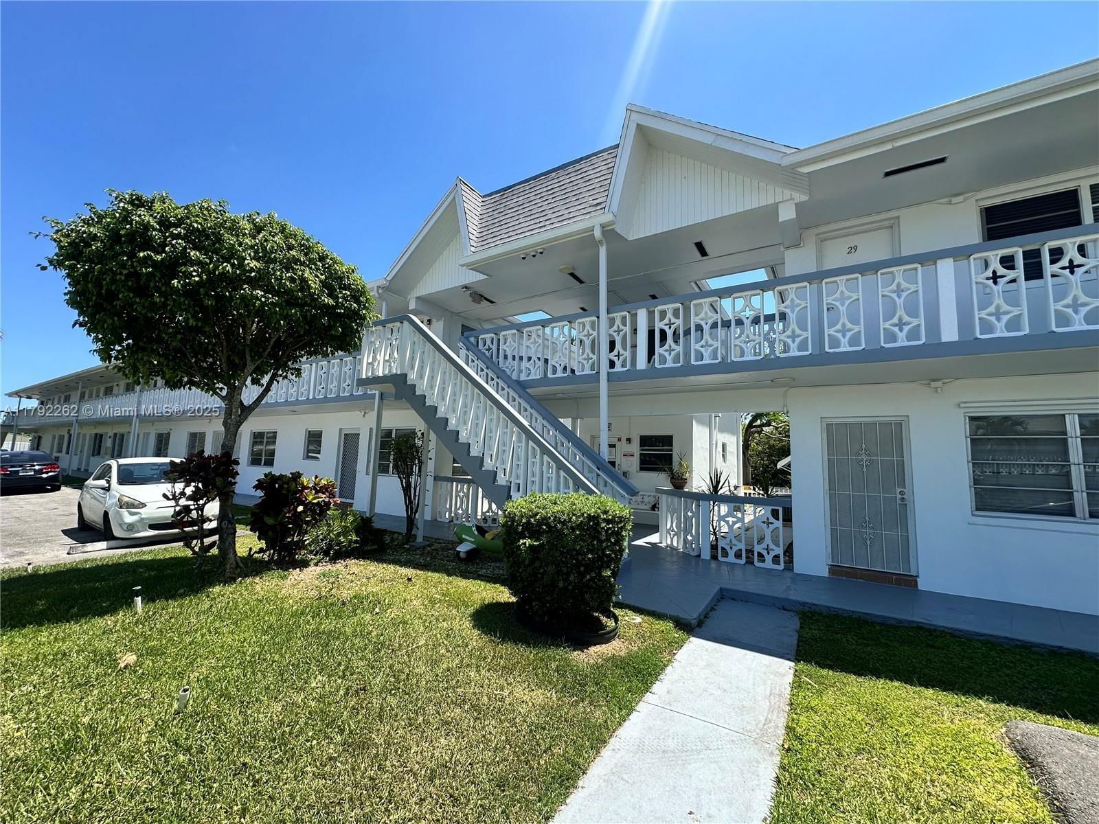 Real estate property located at 50 204th St #24, Miami-dade, Ro-mont Gardens Andover H, Miami Gardens, FL