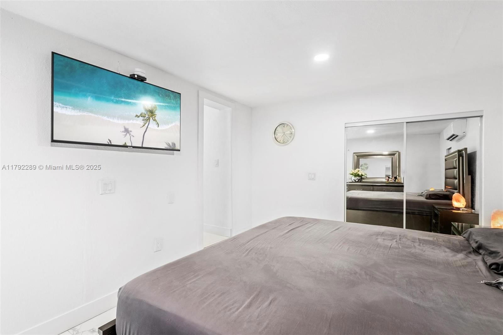 Real estate property located at 9365 44th St, Miami-dade, Ascot Park, Miami, FL